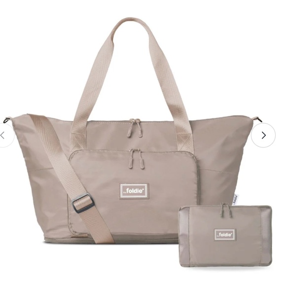 The Foldie Travel Tote Bag NWT In Beige - Picture 1 of 3